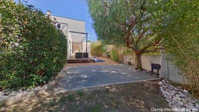 Villa - 151 m² - 6 pièces