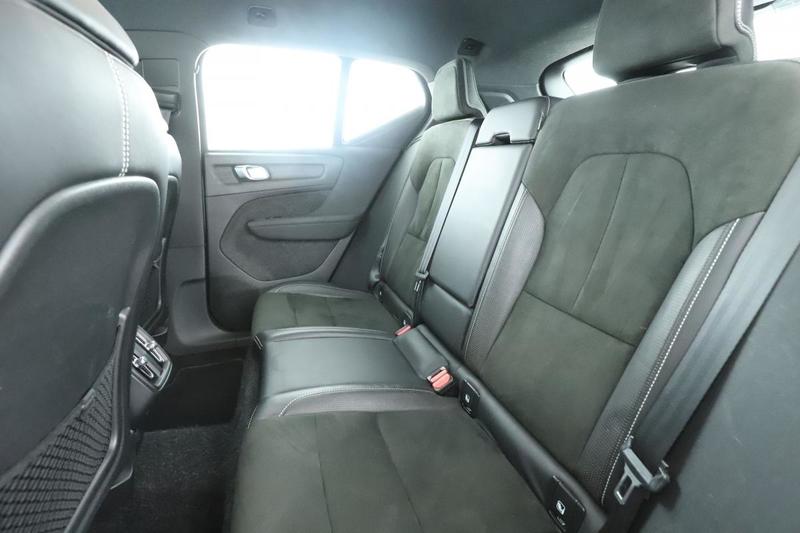 Volvo Xc40 2.0 D4 Awd AdBlue R-Design Geartronic 8 190 ch