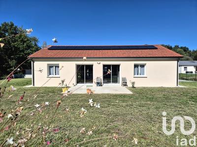 Maison - 95 m² - 4 pièces