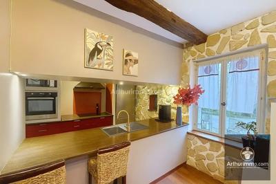 Maison - 163 m² - 7 pièces