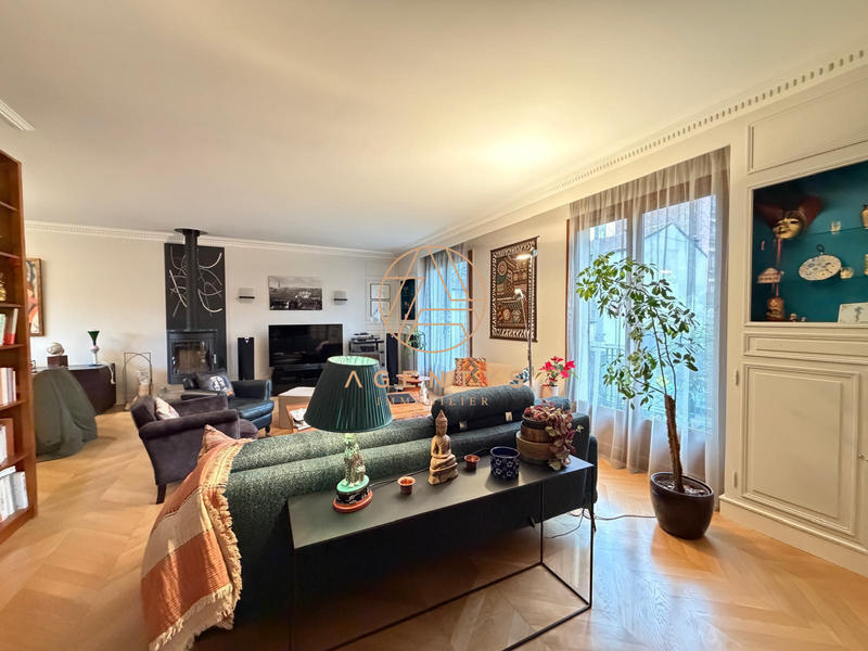 Maison - 182 m² - 7 pièces