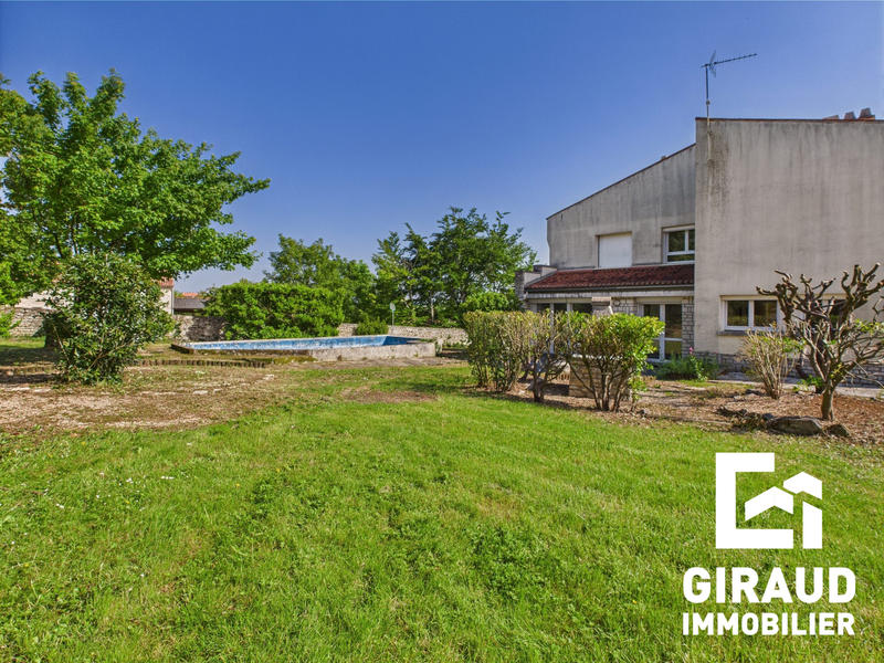 Maison - 138 m² - 6 pièces