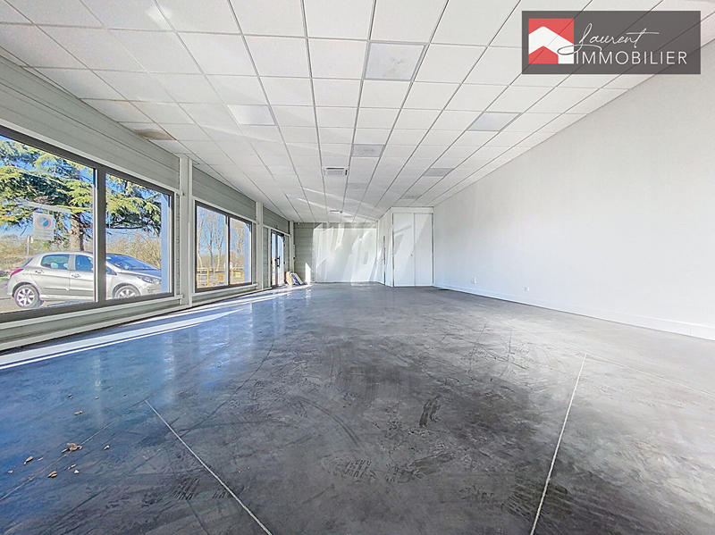 Local commercial - 106 m² - 1 pièce