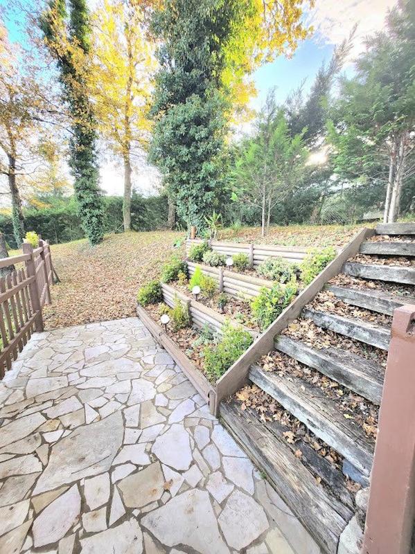 Maison - 195 m² - 6 pièces