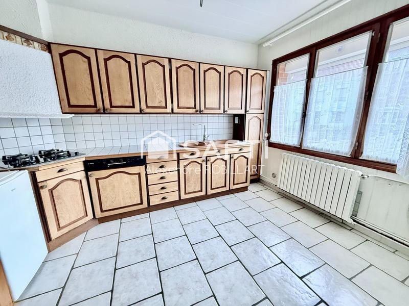 Maison - 98 m² - 5 pièces