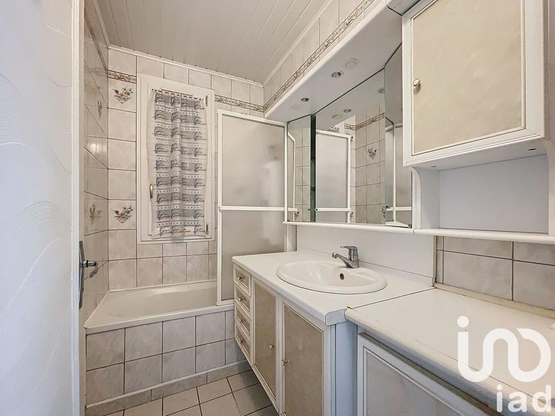 Maison - 77 m² - 6 pièces