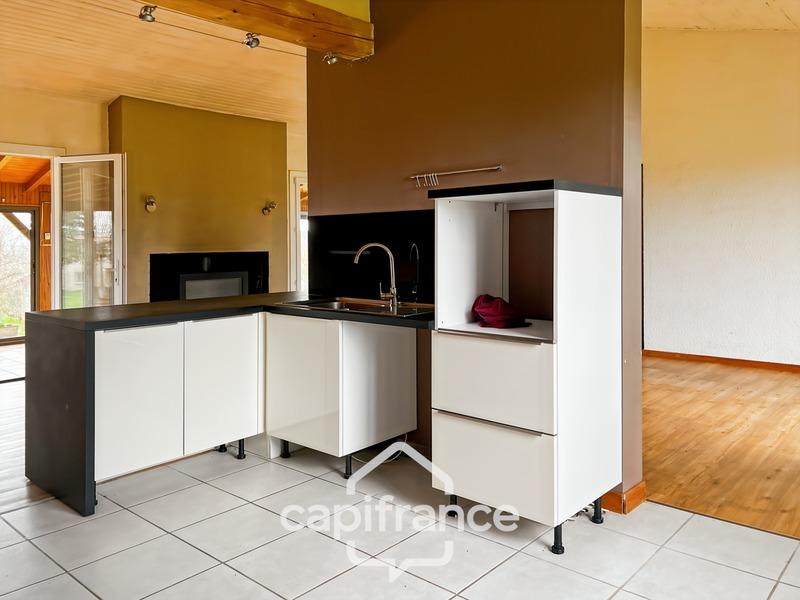 Maison - 95 m² - 4 pièces