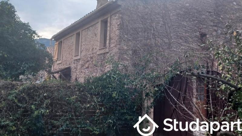 Chambre - 15 m² - 1 pièce