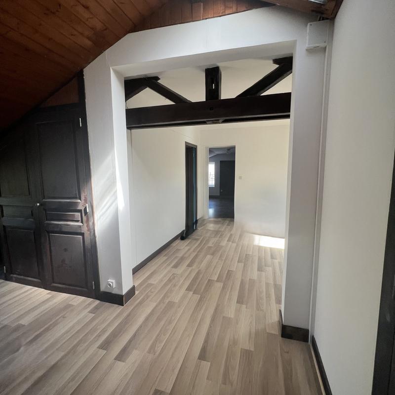 Appartement - 64 m² - 4 pièces