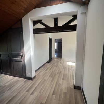 Appartement - 64 m² - 4 pièces