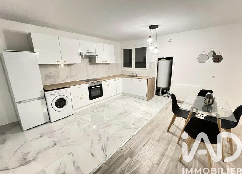 Appartement - 96 m² - 4 pièces