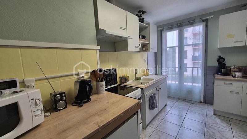 Appartement - 82 m² - 5 pièces