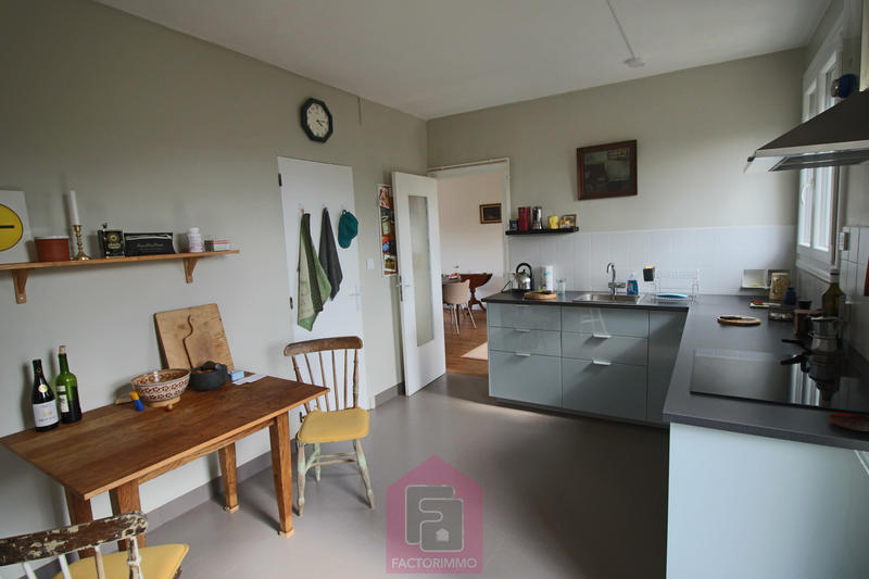 Maison - 100 m² - 6 pièces