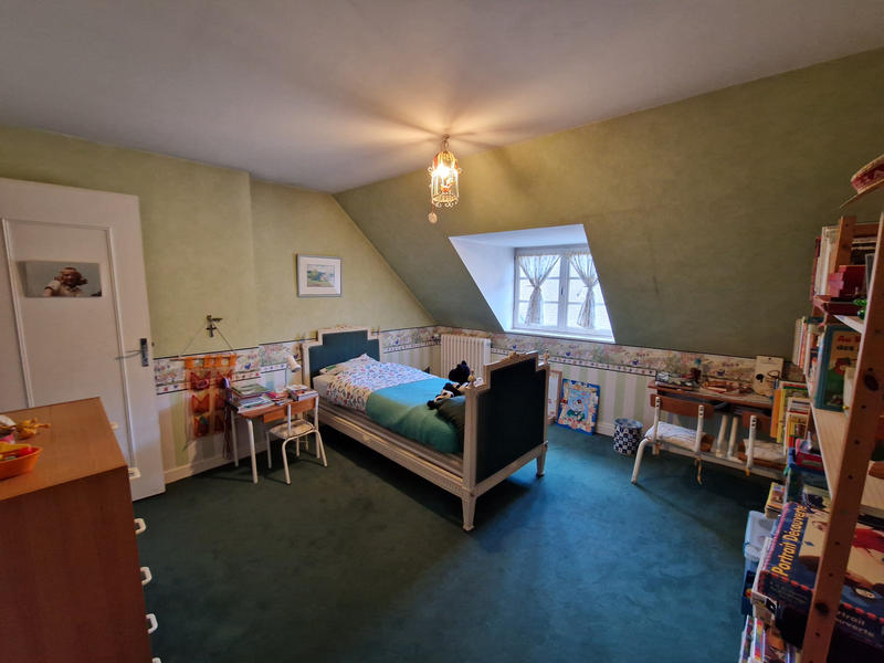 Maison - 340 m² - 12 pièces