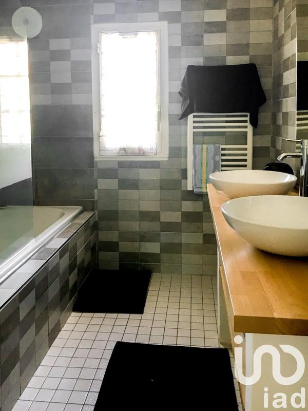 Maison - 178 m² - 6 pièces