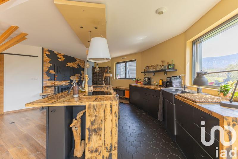 Maison - 173 m² - 6 pièces