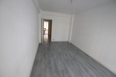 Appartement - 79 m² - 3 pièces