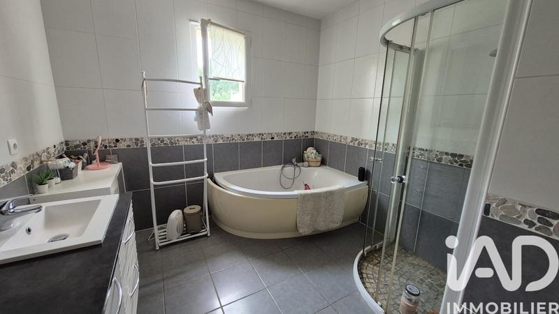 Maison - 98 m² - 4 pièces