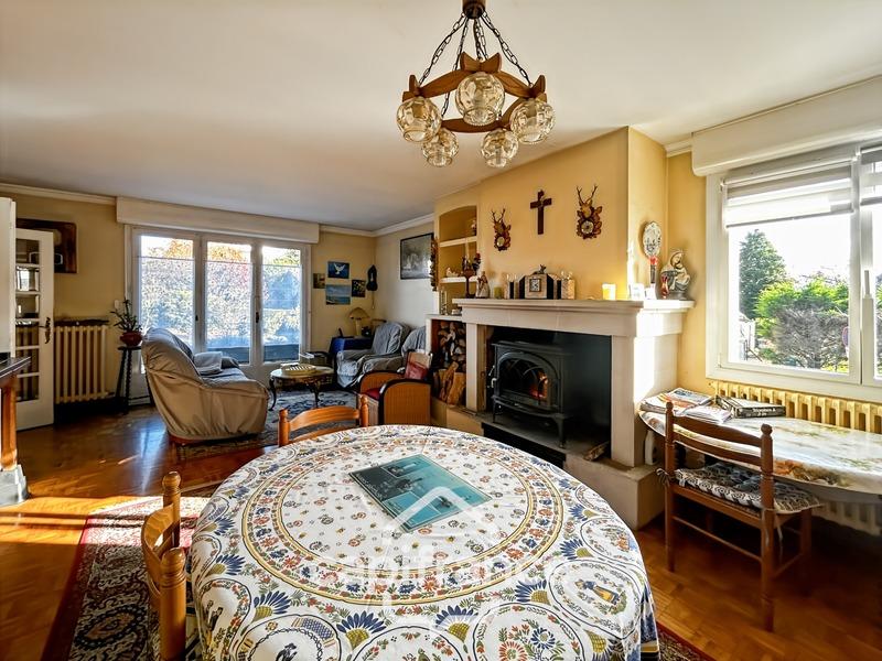 Maison - 134 m² - 7 pièces