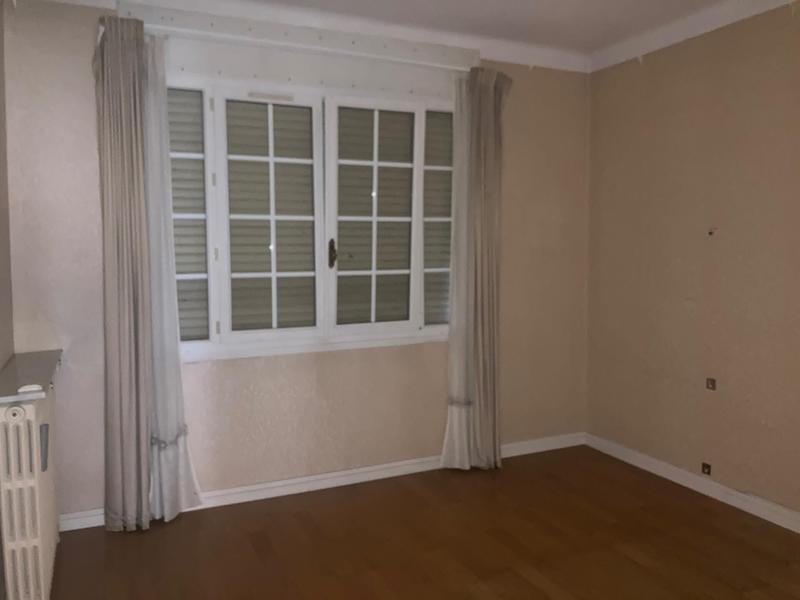 Maison - 107 m² - 7 pièces