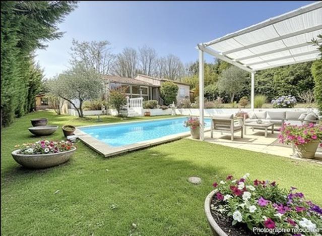 Villa - 116 m² - 8 pièces