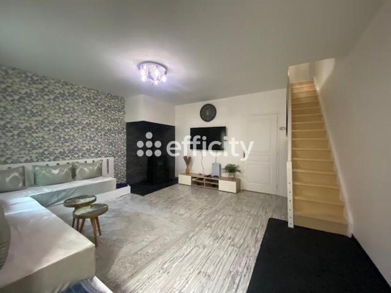 Maison - 103 m² - 5 pièces