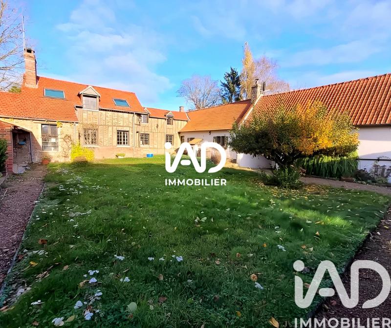 Maison - 239 m² - 10 pièces