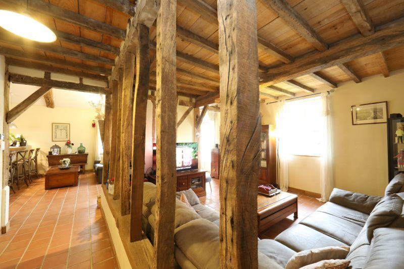 Villa - 227 m² - 6 pièces