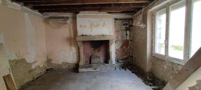 Maison - 99 m² - 6 pièces