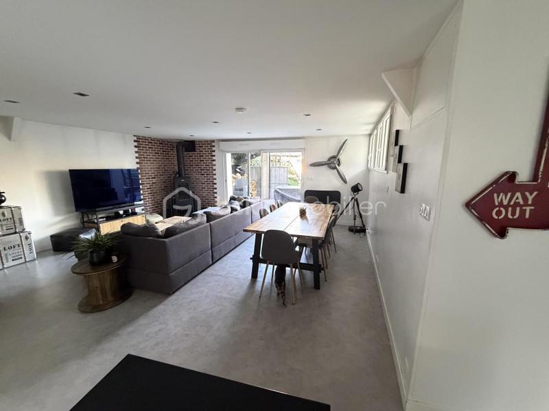 Maison - 105 m² - 5 pièces