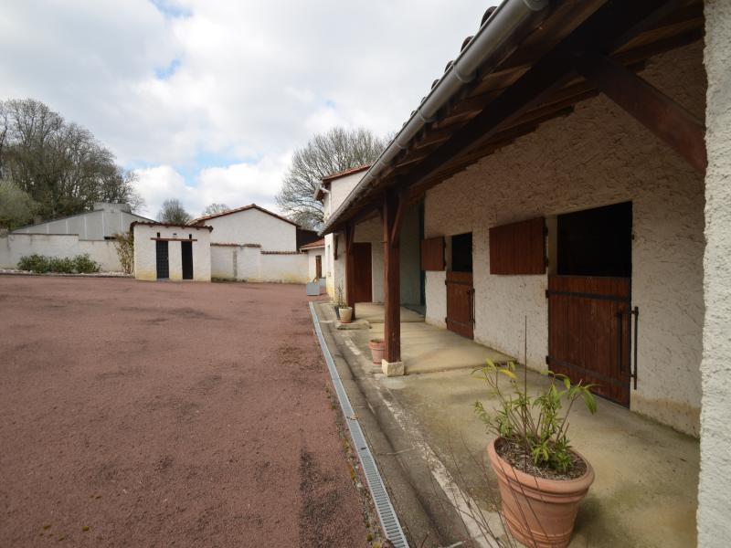 Propriété - 133 m² - 5 pièces