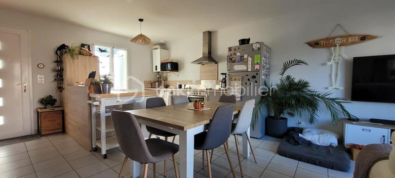 Maison - 80 m² - 4 pièces