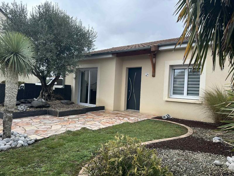 Maison - 137 m² - 5 pièces