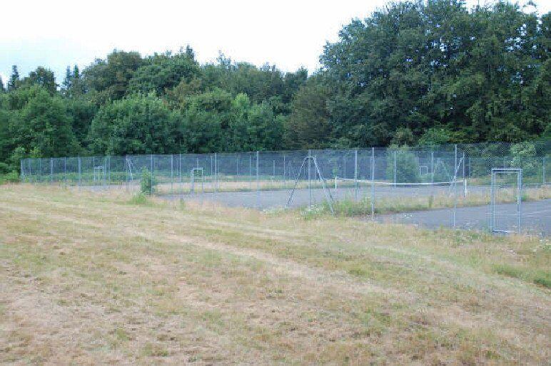 Propriété - 1 000 m² - 15 pièces