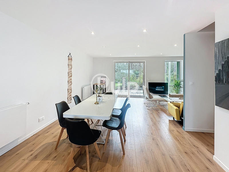 Maison d'architecte - 119 m² - 5 pièces