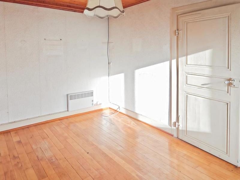 Maison - 300 m² - 10 pièces