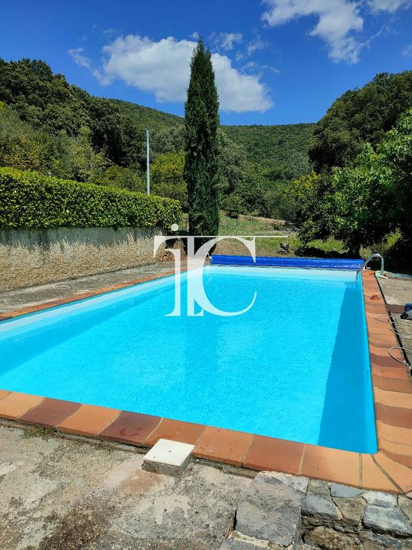 Maison - 135 m² - 8 pièces