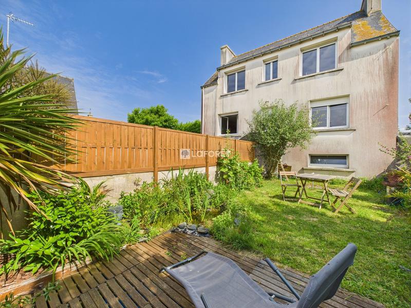 Maison traditionnelle - 115 m² - 6 pièces