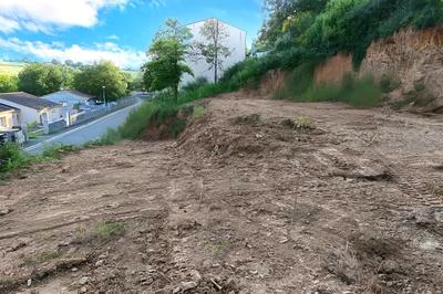 Terrain constructible - 1 450 m²