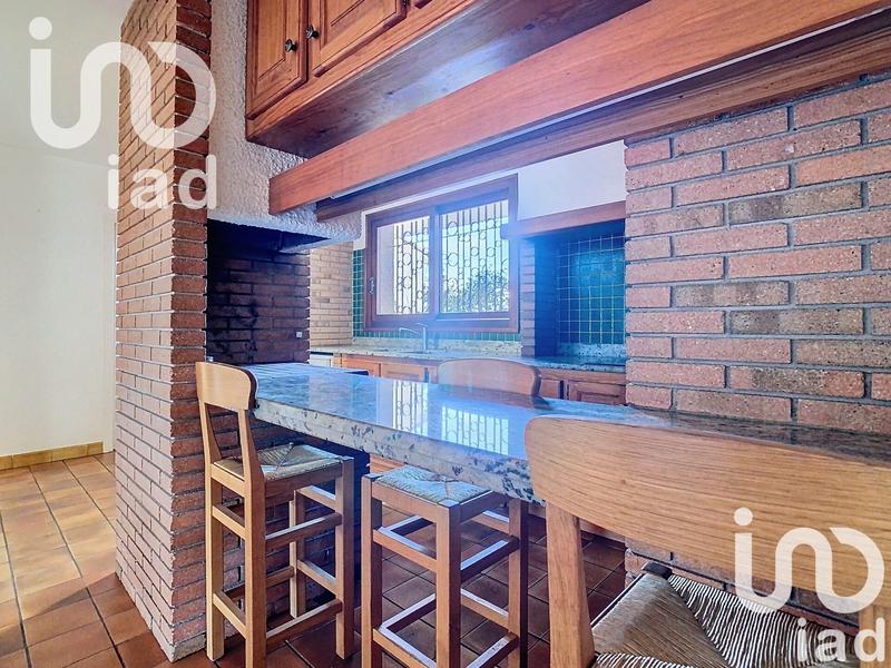 Maison - 224 m² - 7 pièces