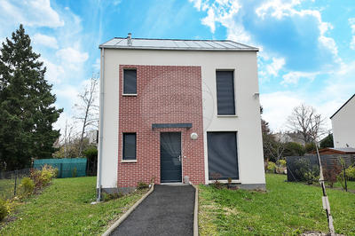 Maison - 81 m² - 4 pièces