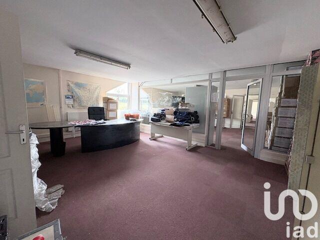 Appartement - 2 105 m² - 10 pièces