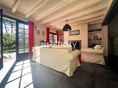 Maison - 91 m² - 4 pièces