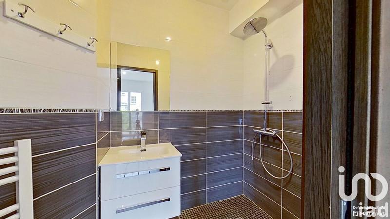 Maison - 180 m² - 6 pièces