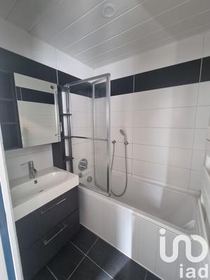 Maison - 84 m² - 3 pièces