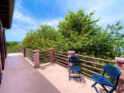 Maison - 193 m² - 7 pièces