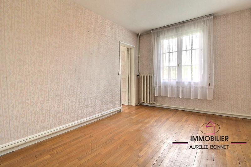 Maison - 275 m² - 14 pièces