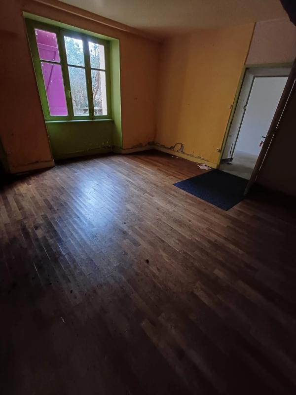 Maison - 91 m² - 5 pièces