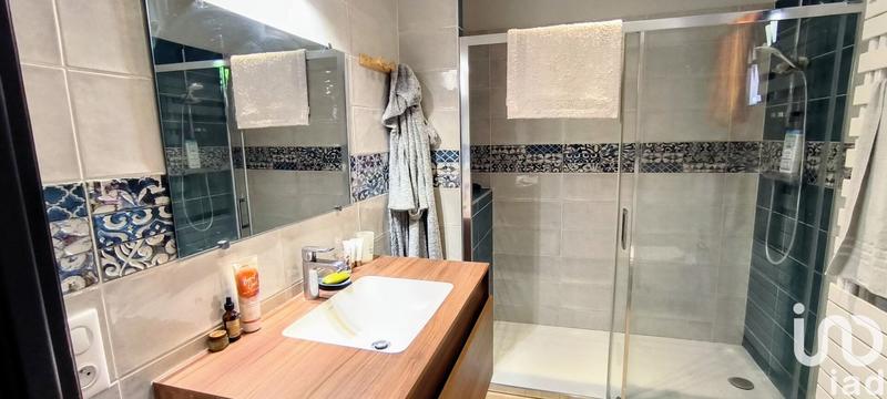 Maison - 180 m² - 6 pièces