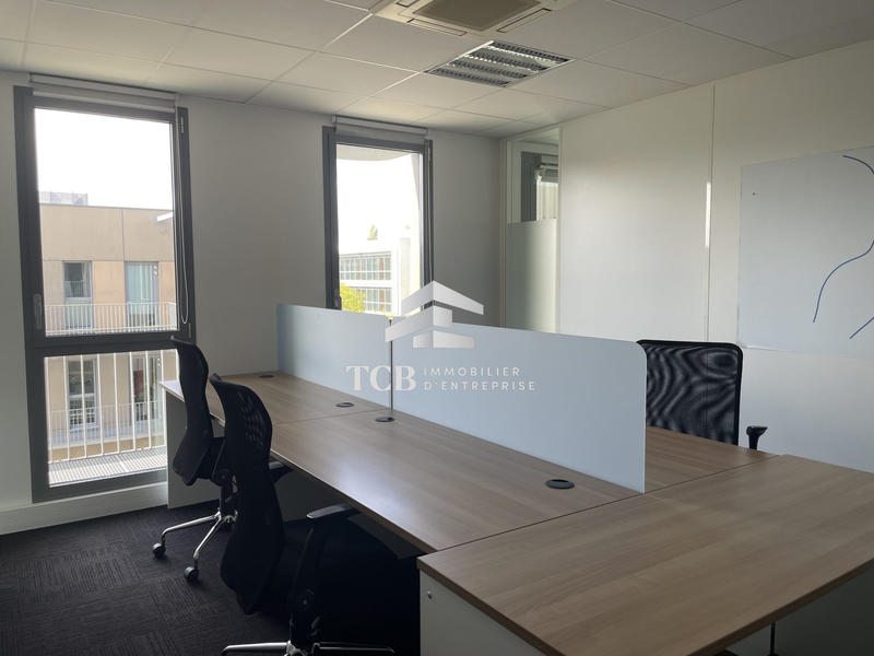 Bureau - 434 m²